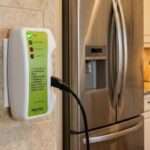 este es un protector de nevera que indica que está prendido y protegiendo este electrodoméstico