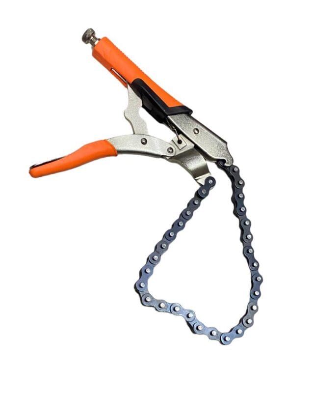 Hombre Solo Con Cadena 10