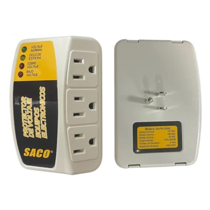 Protector de voltaje SACO con 3 tomacorrientes, 15A/1800W y supresión de picos de 140J. Protege equipos electrónicos contra sobre voltaje y bajo voltaje. 120V.